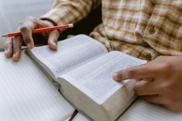 Bible Study Topics: Deepening Connections in Small Groups